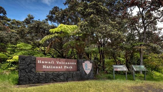 Volcano One - Modern Studio With Lanai Near Volcano National Park ภายนอก รูปภาพ